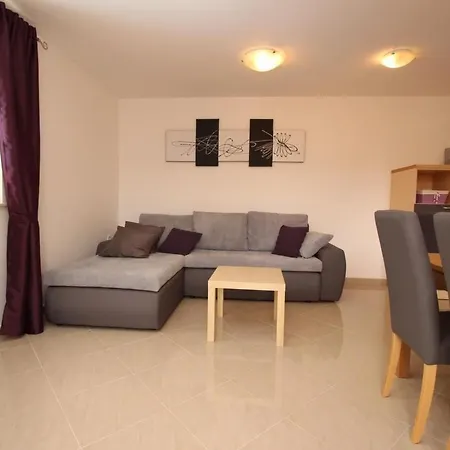 Gorica Ii A2-2 Br-1 By Interhome