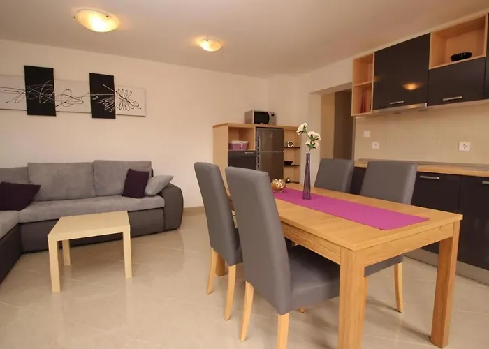 Gorica Ii A2-2 Br-1 By Interhome Башка